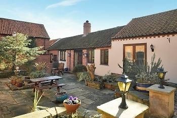 The Hayloft And Stables At Greystones Hotel Swinderby Exterior foto